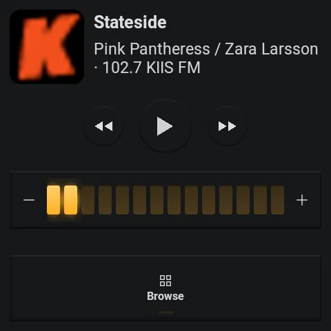Music page on the panel in the Hi-Fi '90 style